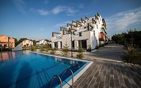 Apartament In Otopeni